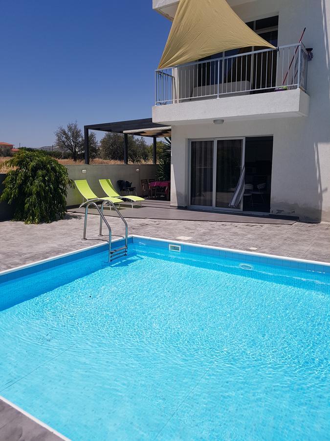Palms Resort Apartments Alethriko Экстерьер фото